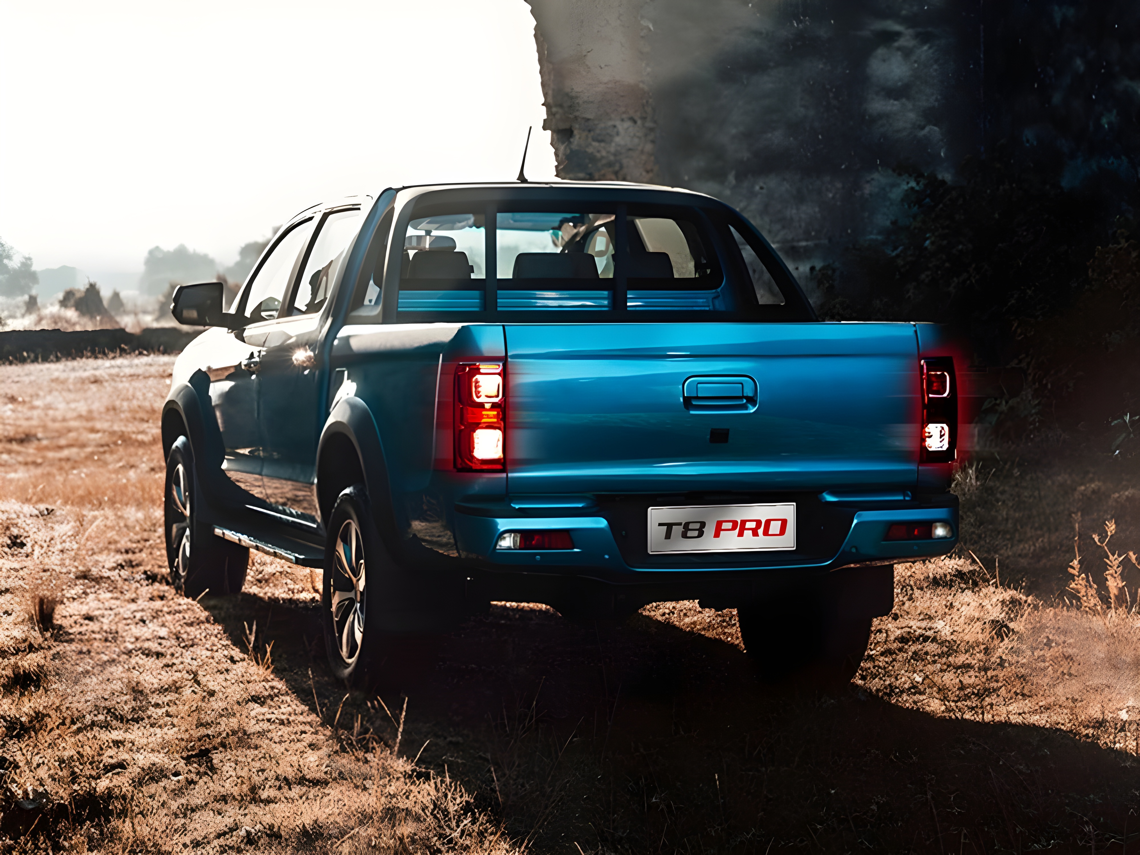 Внешний вид нового автомобиля JAC T8 Pro