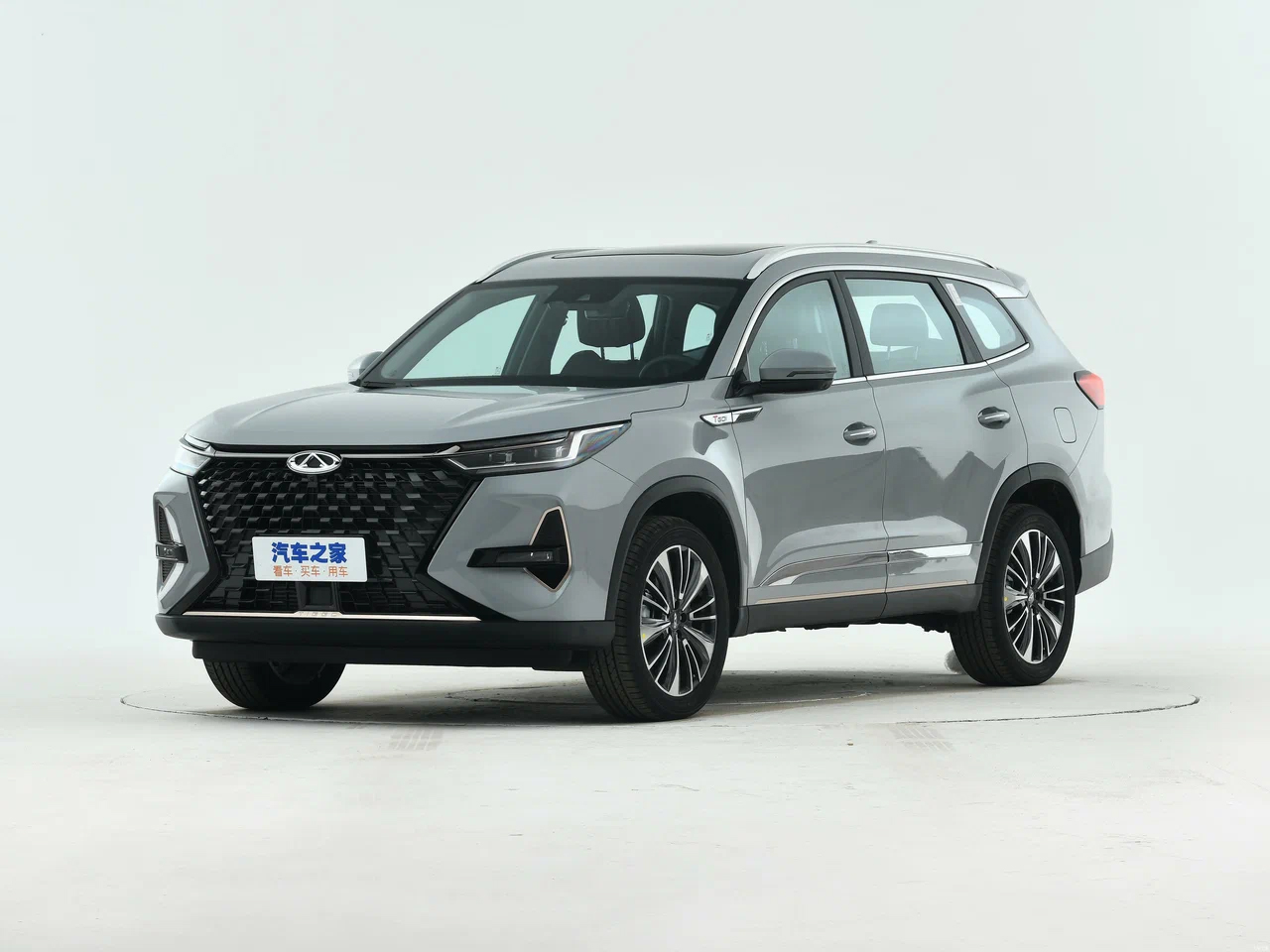 Внешний вид нового автомобиля Chery Tiggo 8 Pro