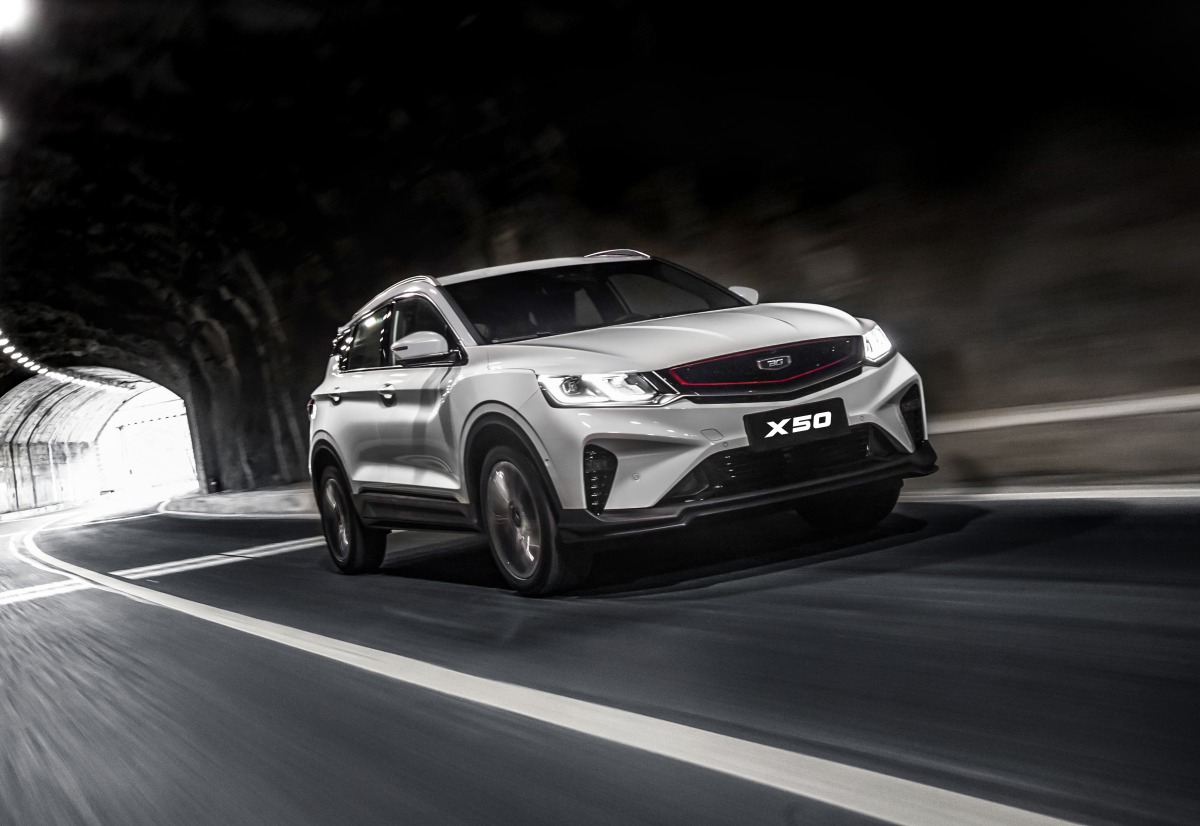 Интерьер/салон нового автомобиля Belgee x50