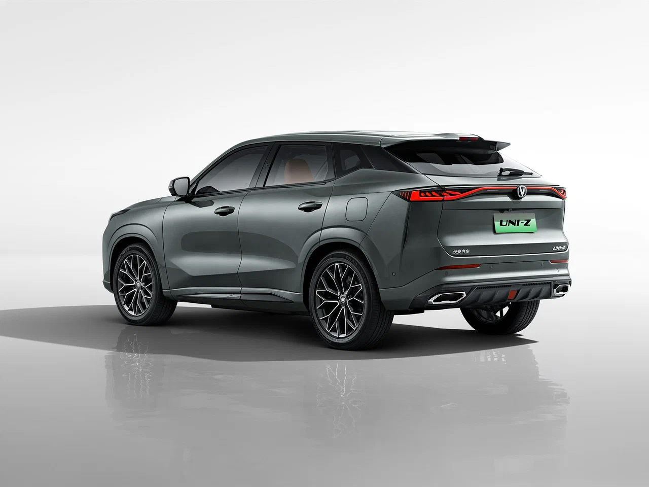 Интерьер/салон нового автомобиля Changan UNI-Z