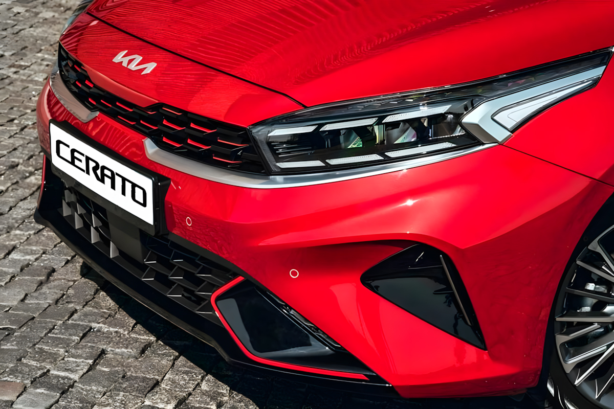 Интерьер/салон нового автомобиля Kia Cerato