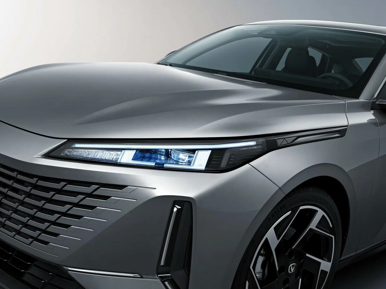 Интерьер/салон нового автомобиля Changan UNI-L