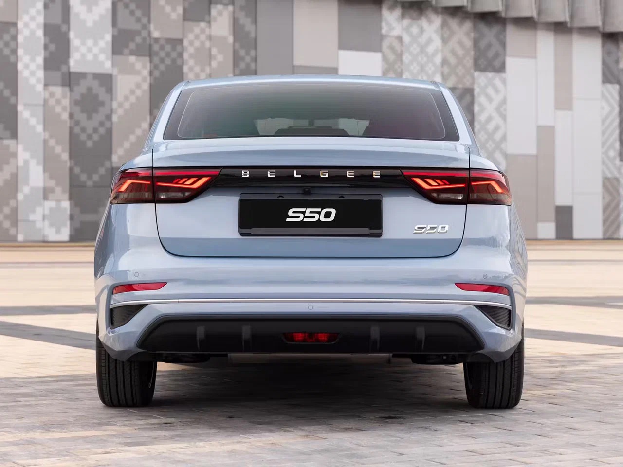 Интерьер/салон нового автомобиля Belgee S50