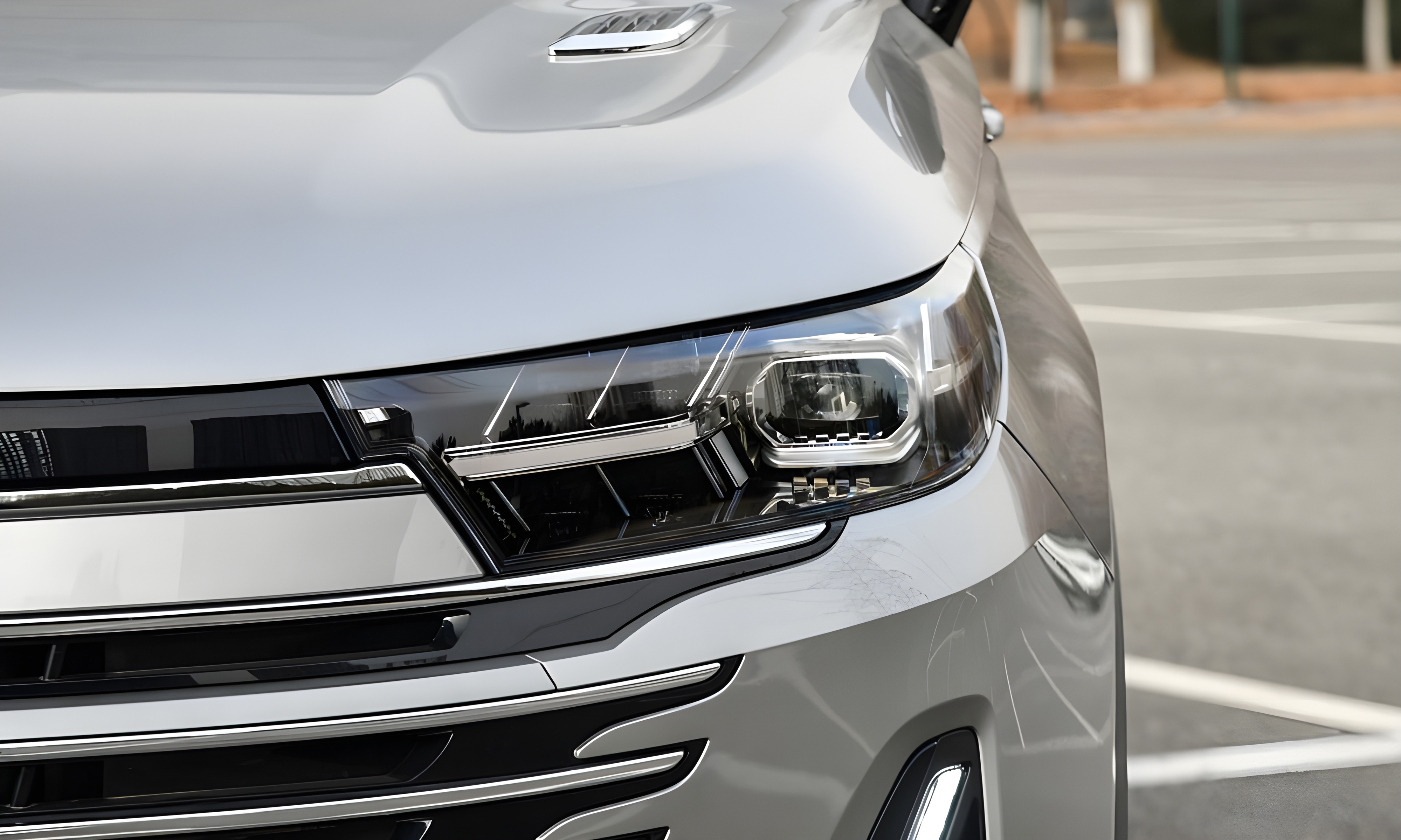 Интерьер/салон нового автомобиля FAW Bestune T99