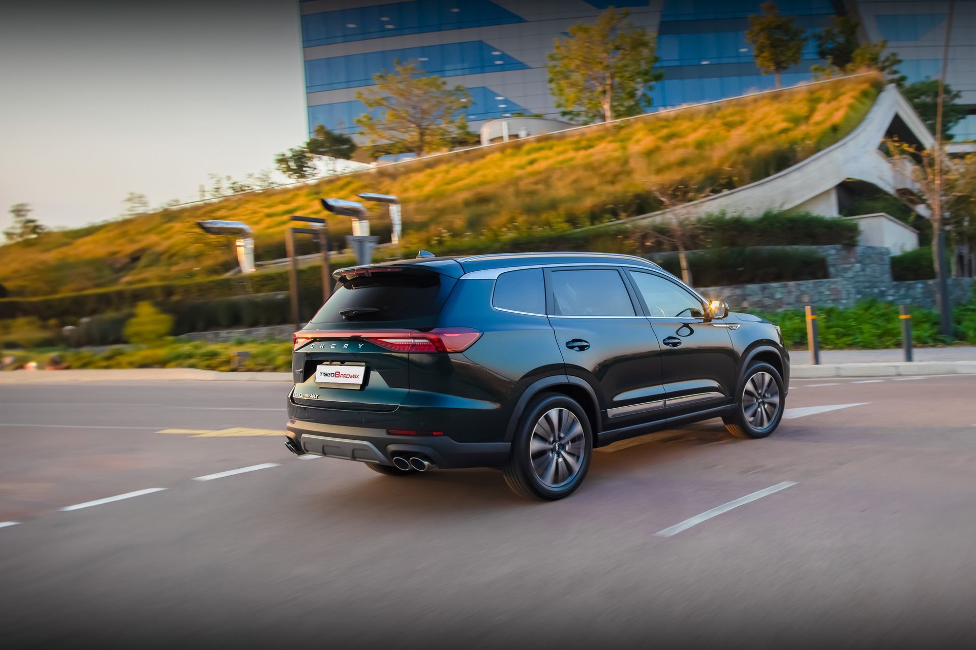 Внешний вид нового автомобиля Chery Tiggo 8 Pro Max