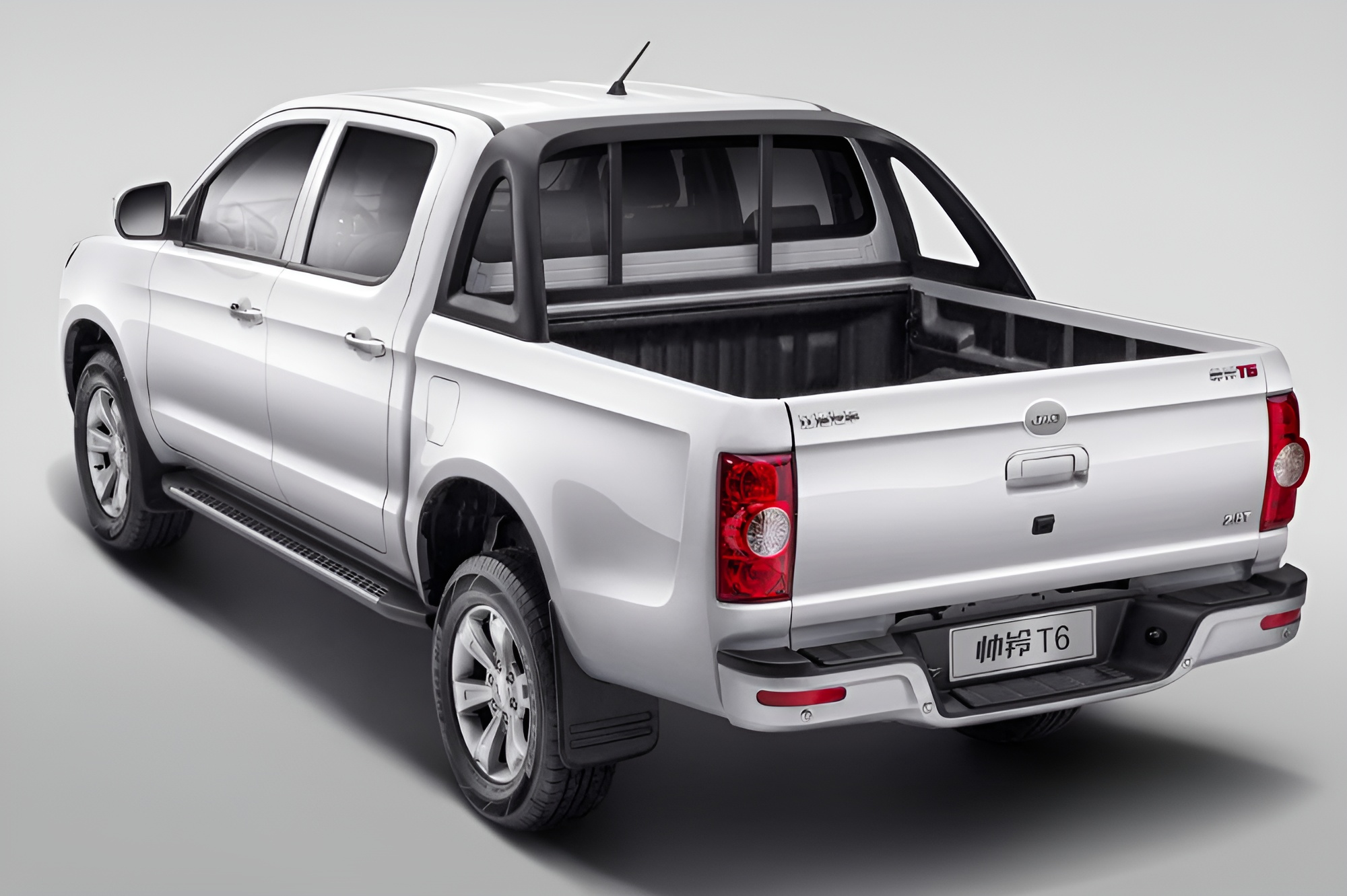 Интерьер/салон нового автомобиля JAC T6