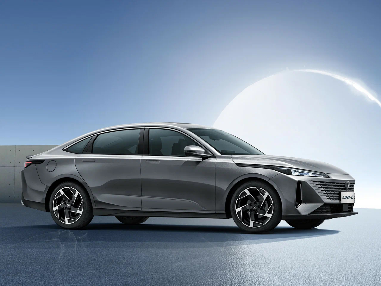 Интерьер/салон нового автомобиля Changan UNI-L