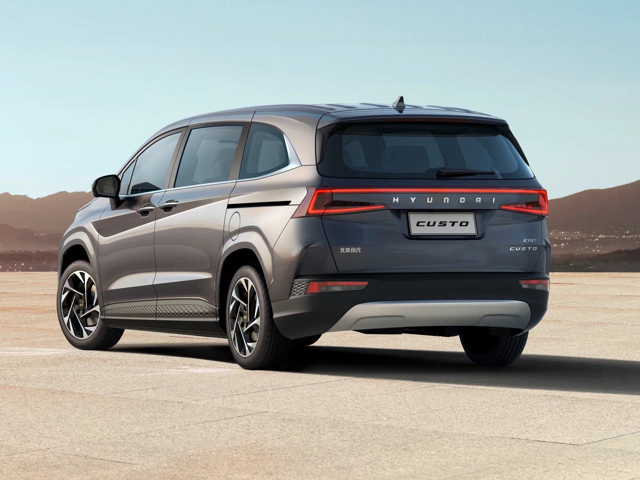 Интерьер/салон нового автомобиля Hyundai Custo
