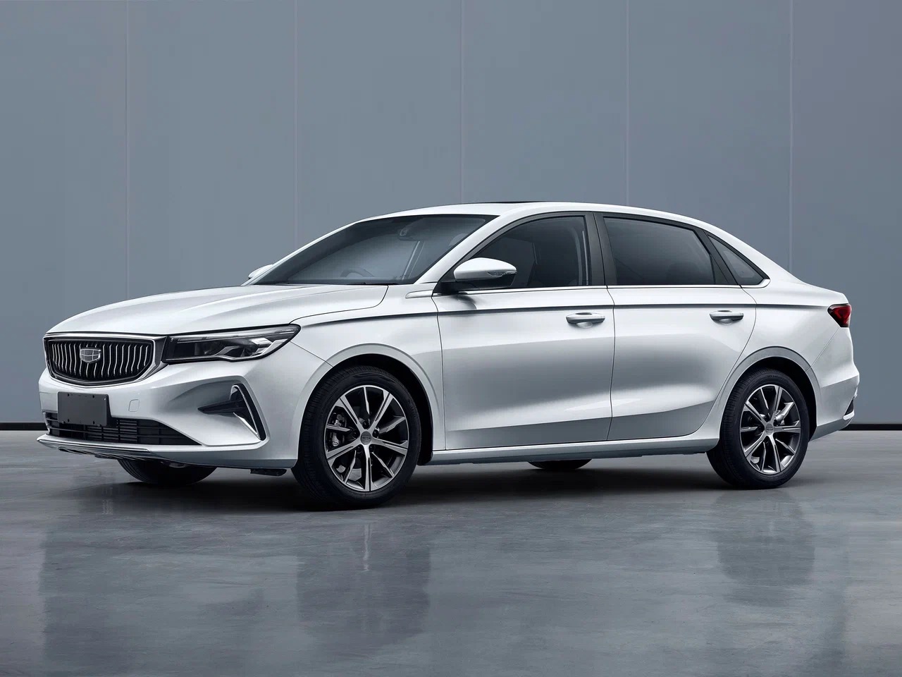 Интерьер/салон нового автомобиля Geely Emgrand