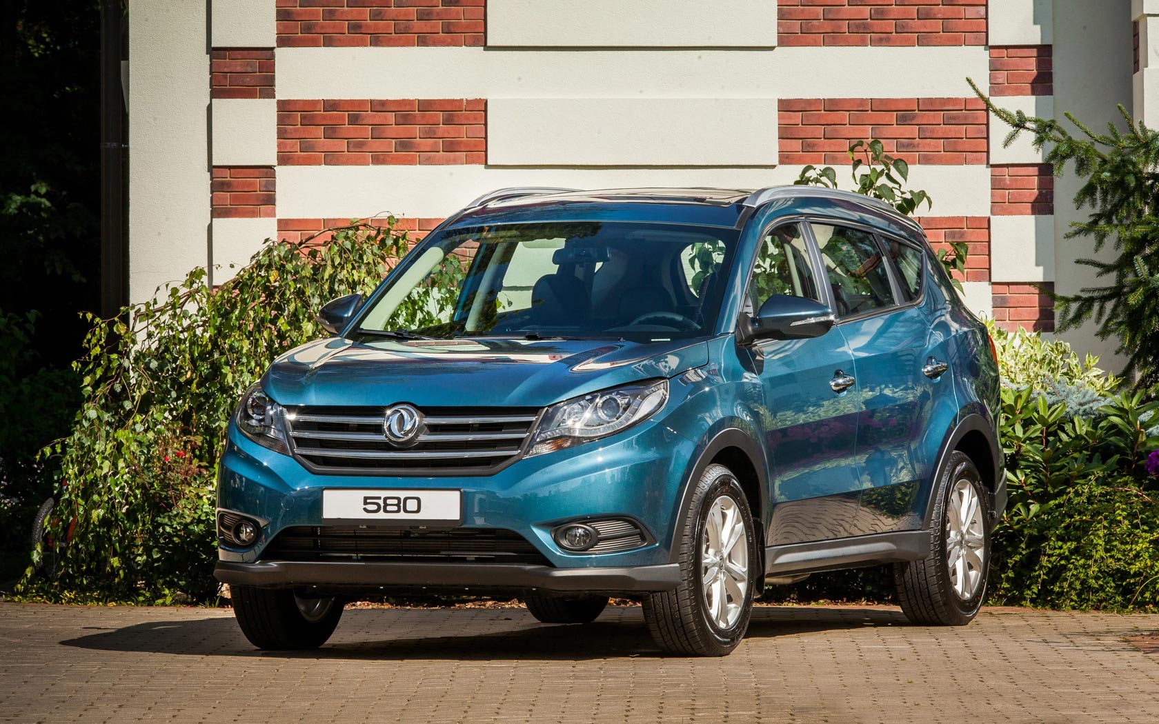 Интерьер/салон нового автомобиля DongFeng 580