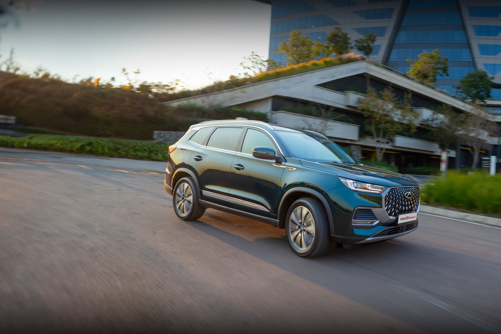 Внешний вид нового автомобиля Chery Tiggo 8 Pro Max