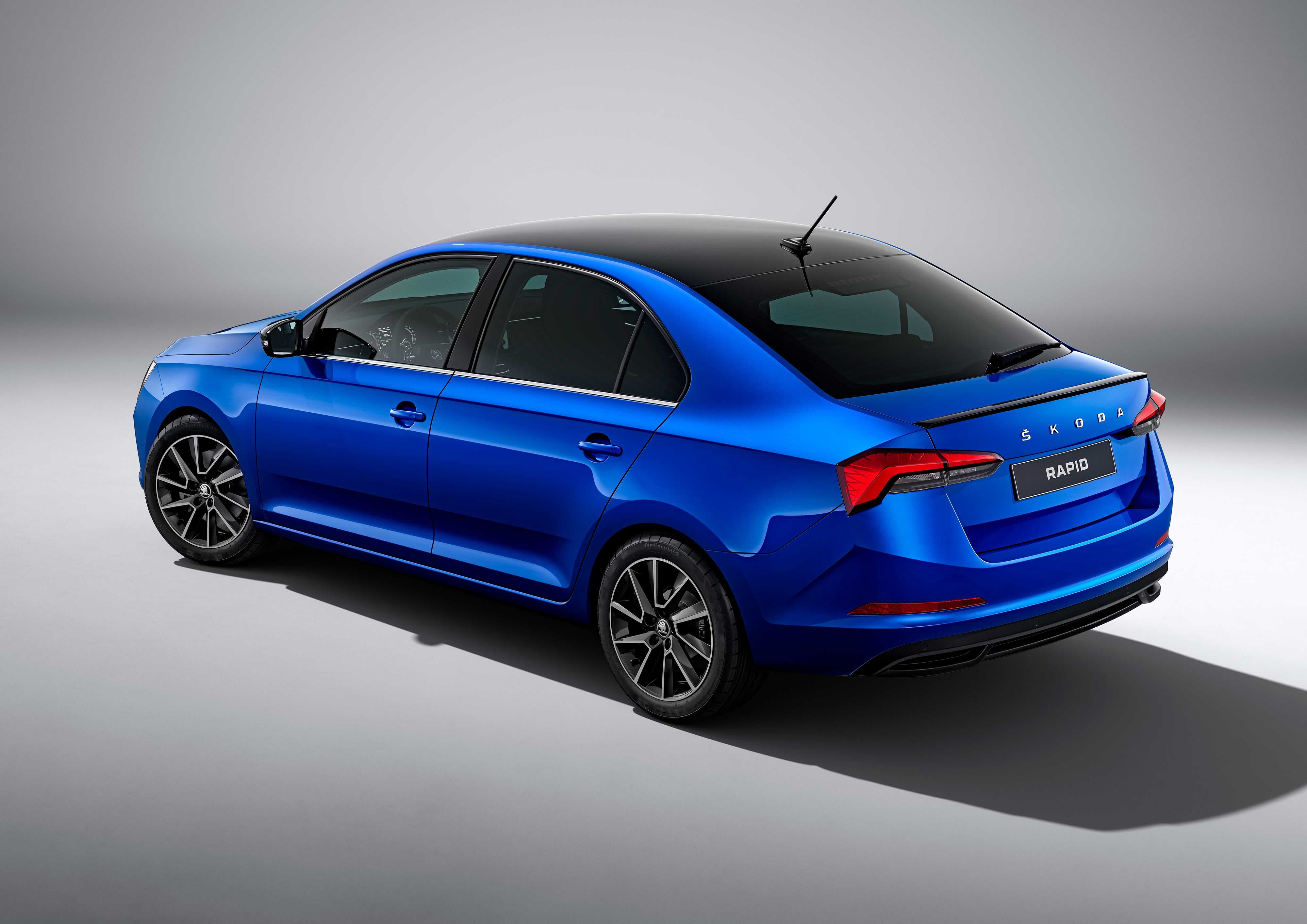 Интерьер/салон нового автомобиля Skoda Rapid