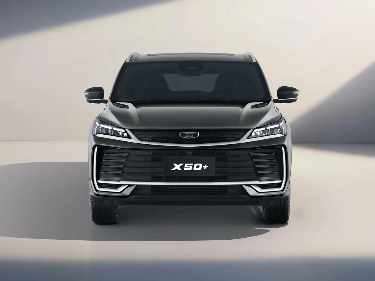 Интерьер/салон нового автомобиля Belgee X50+