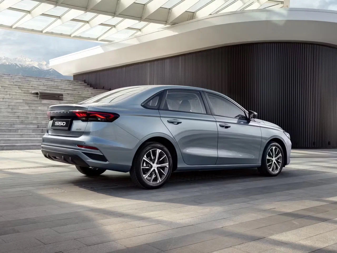 Интерьер/салон нового автомобиля Belgee S50