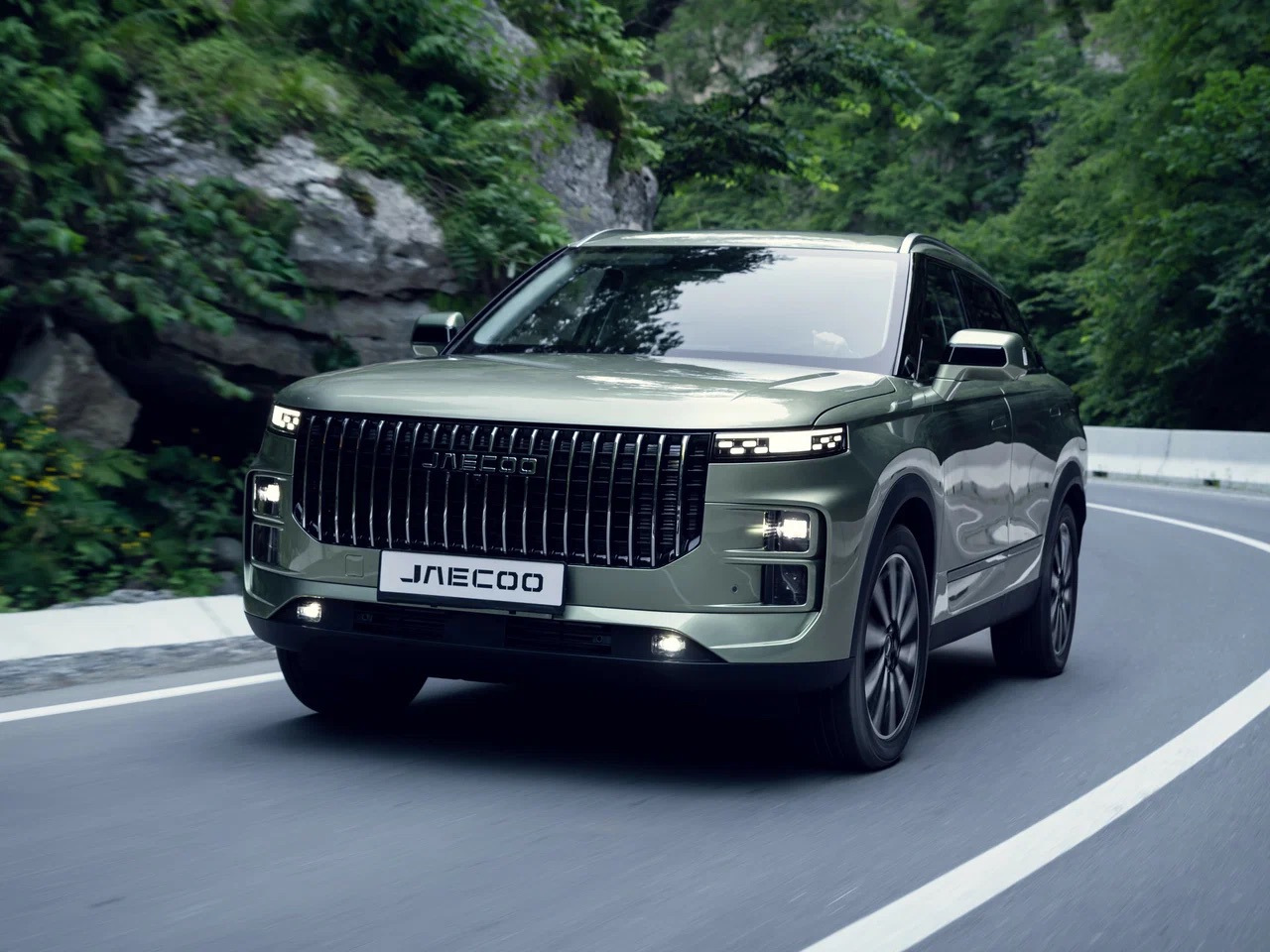 Интерьер/салон нового автомобиля JAECOO J7