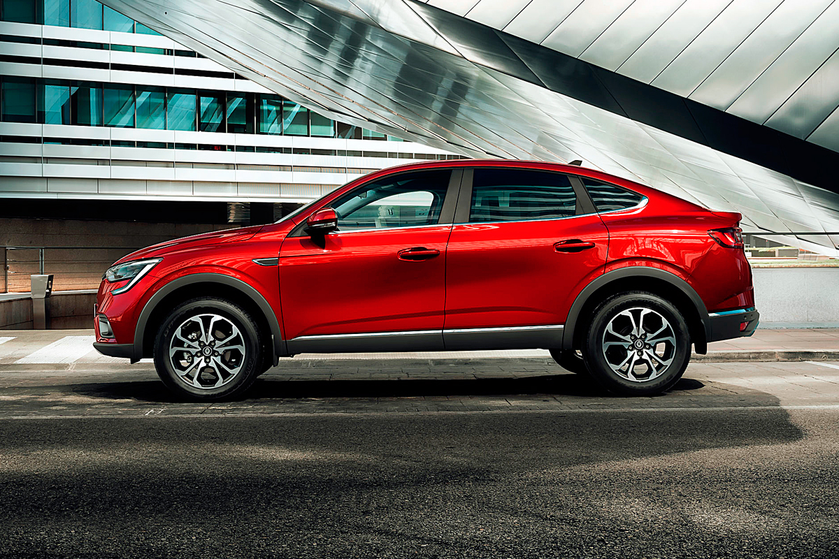 Интерьер/салон нового автомобиля Renault Arkana