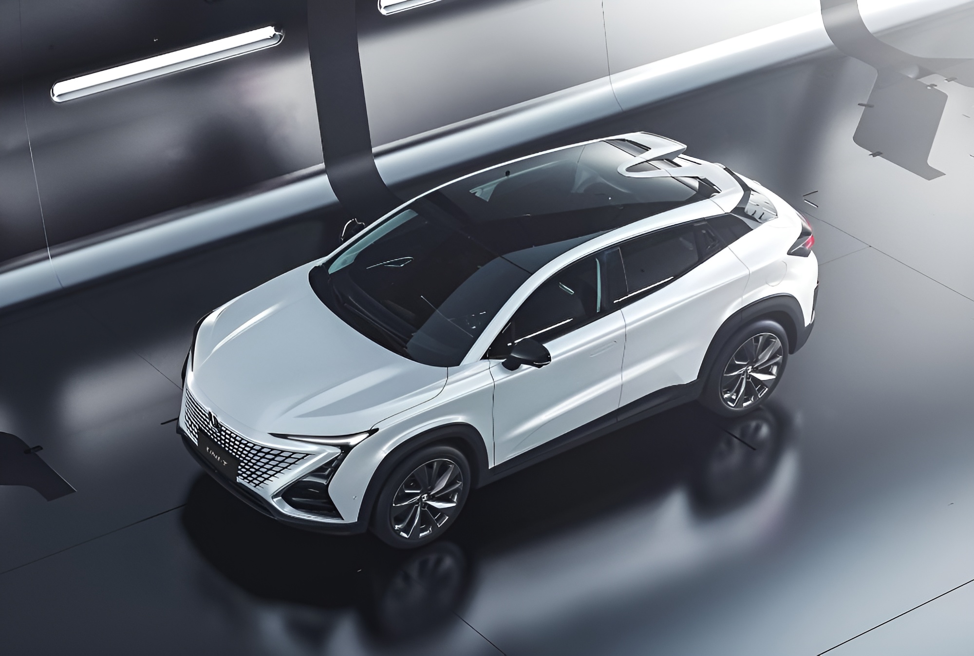 Внешний вид нового автомобиля Changan UNI-T