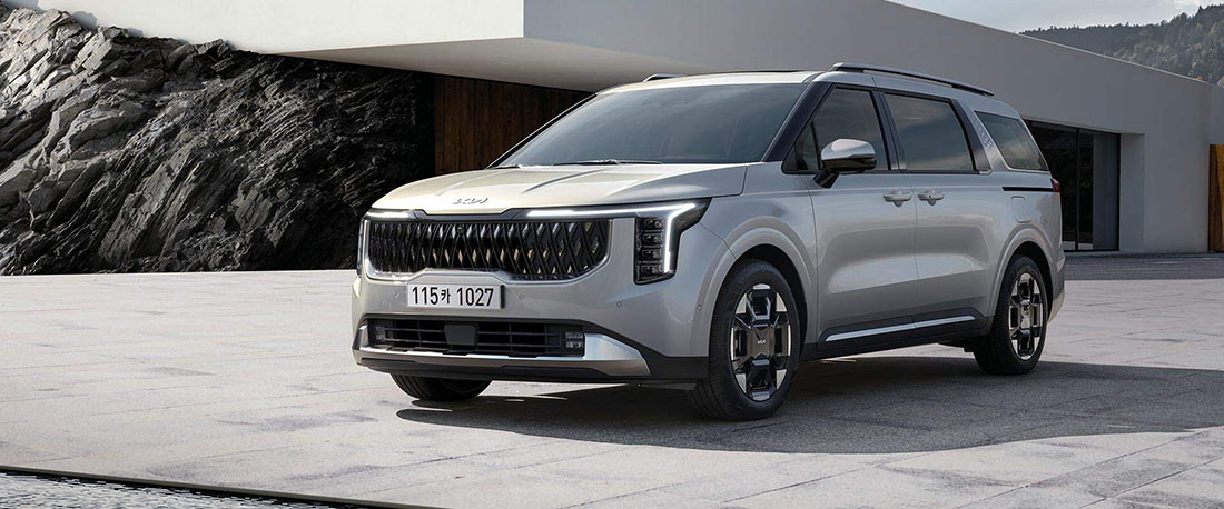 Интерьер/салон нового автомобиля Kia Carnival NEW