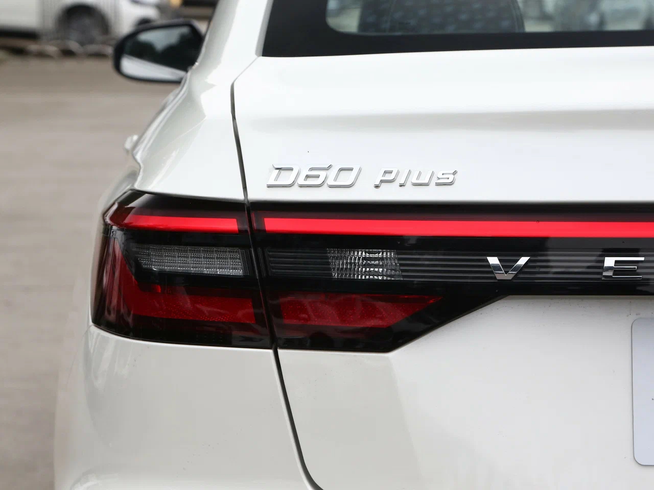 Интерьер/салон нового автомобиля Venucia D60 Plus