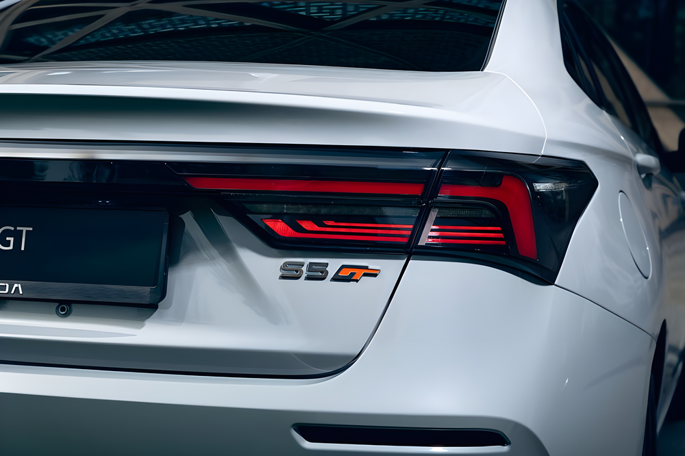 Интерьер/салон нового автомобиля OMODA S5 GT