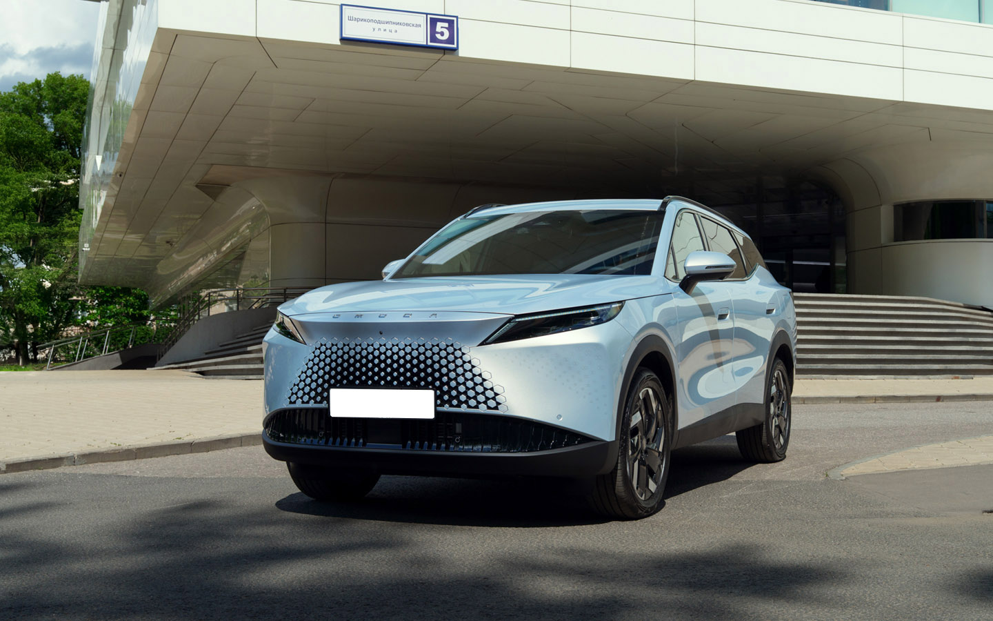Внешний вид нового автомобиля OMODA C7