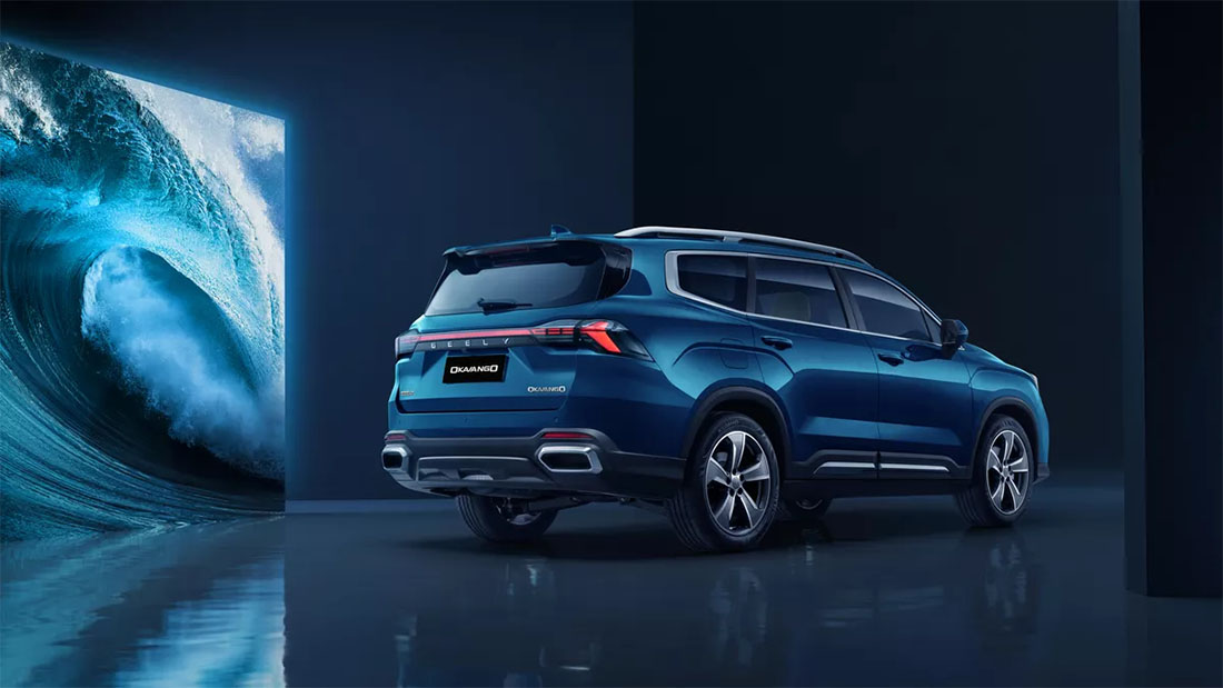Интерьер/салон нового автомобиля Geely Okavango