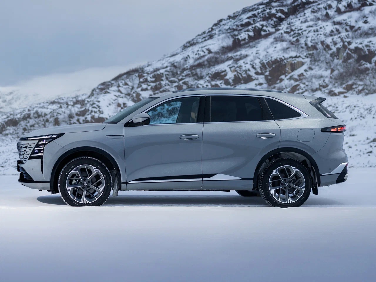 Интерьер/салон нового автомобиля Changan CS75 Plus