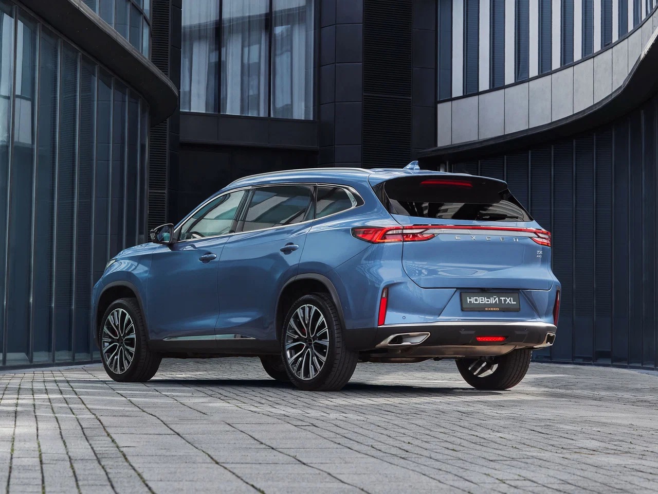 Интерьер/салон нового автомобиля EXEED TXL