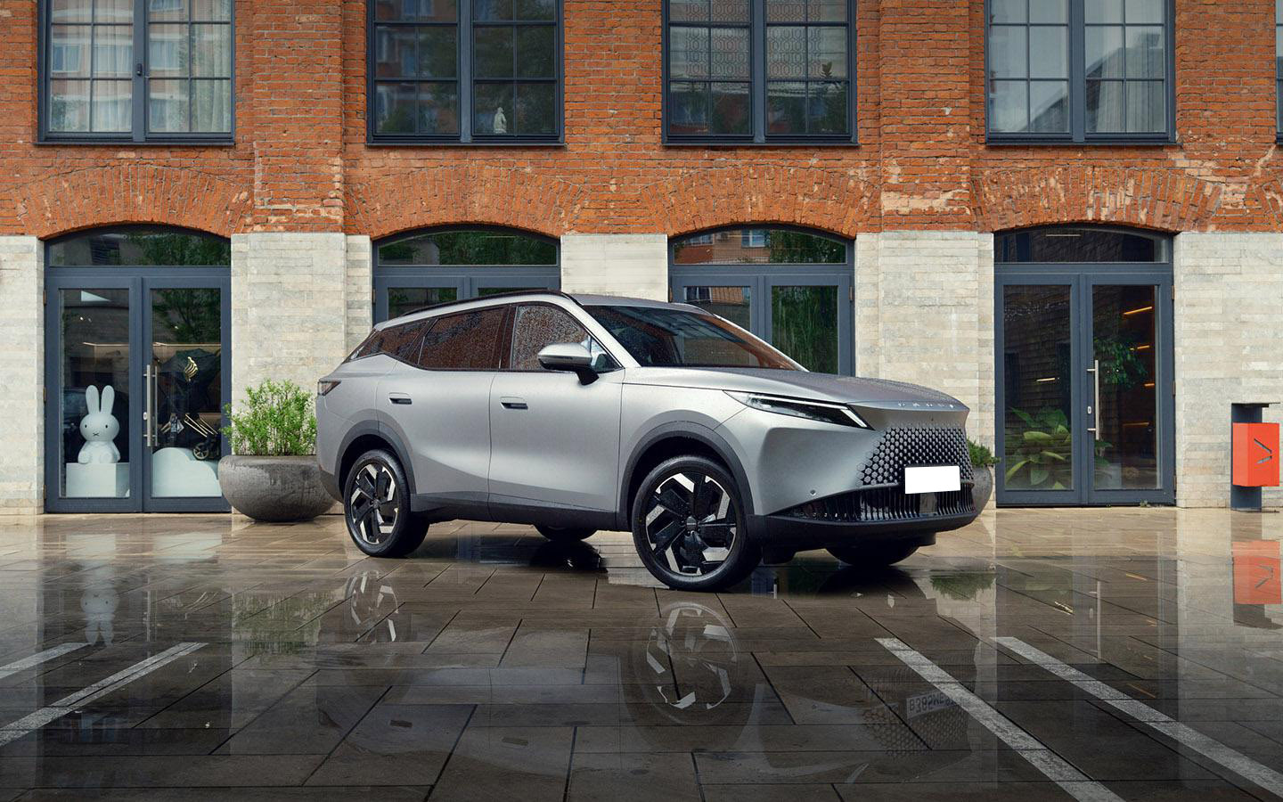 Внешний вид нового автомобиля OMODA C7