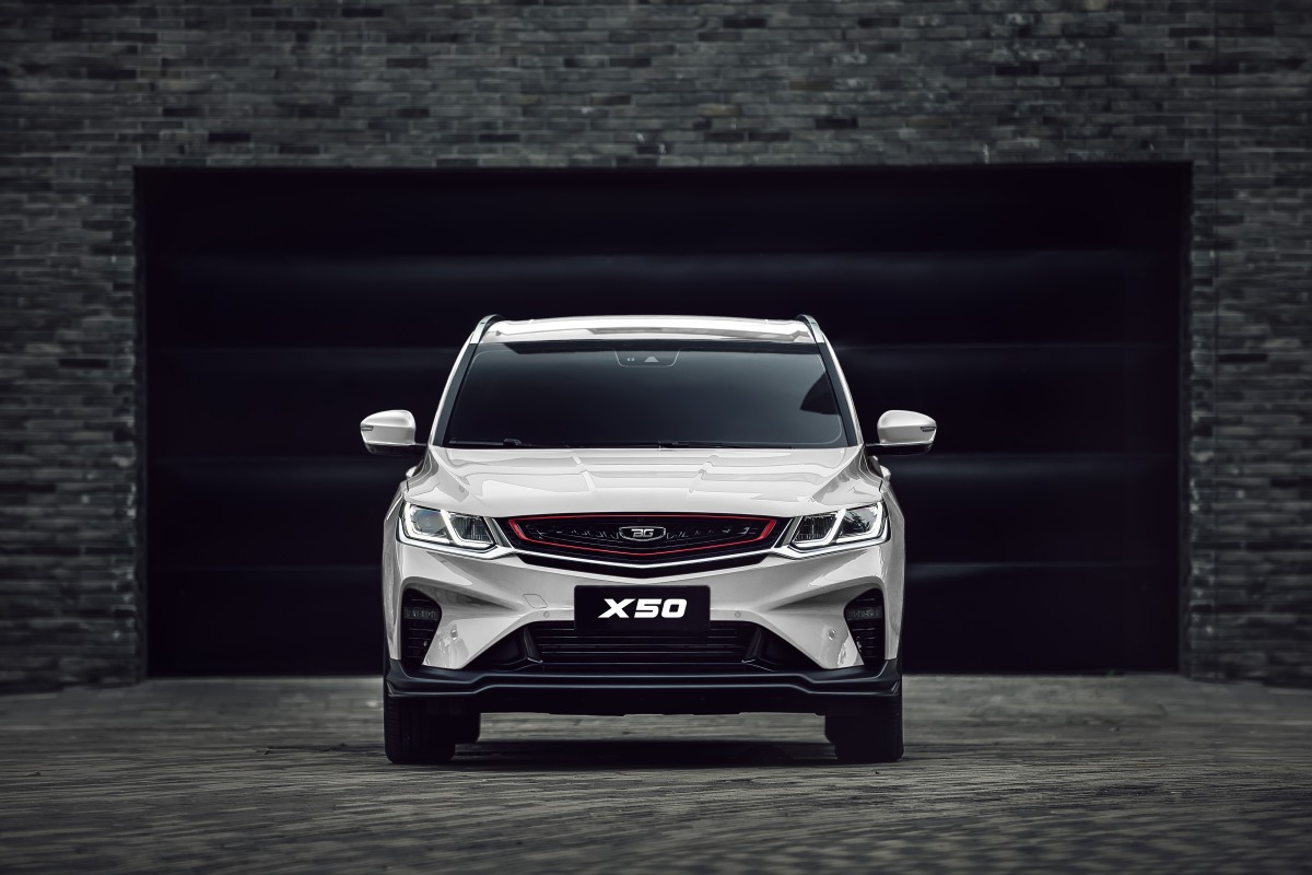 Интерьер/салон нового автомобиля Belgee x50