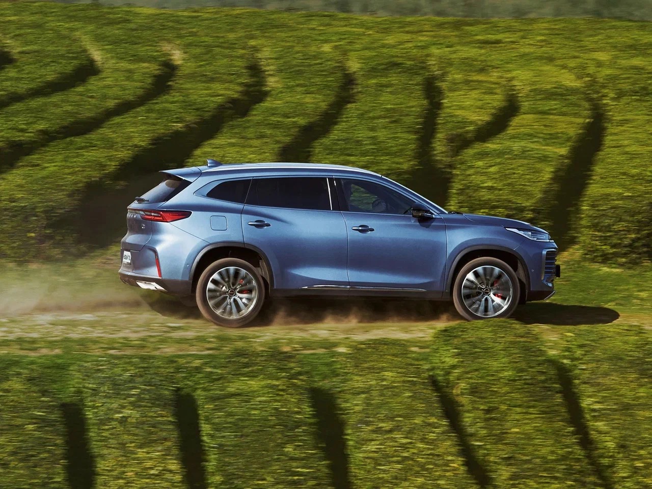 Интерьер/салон нового автомобиля EXEED TXL