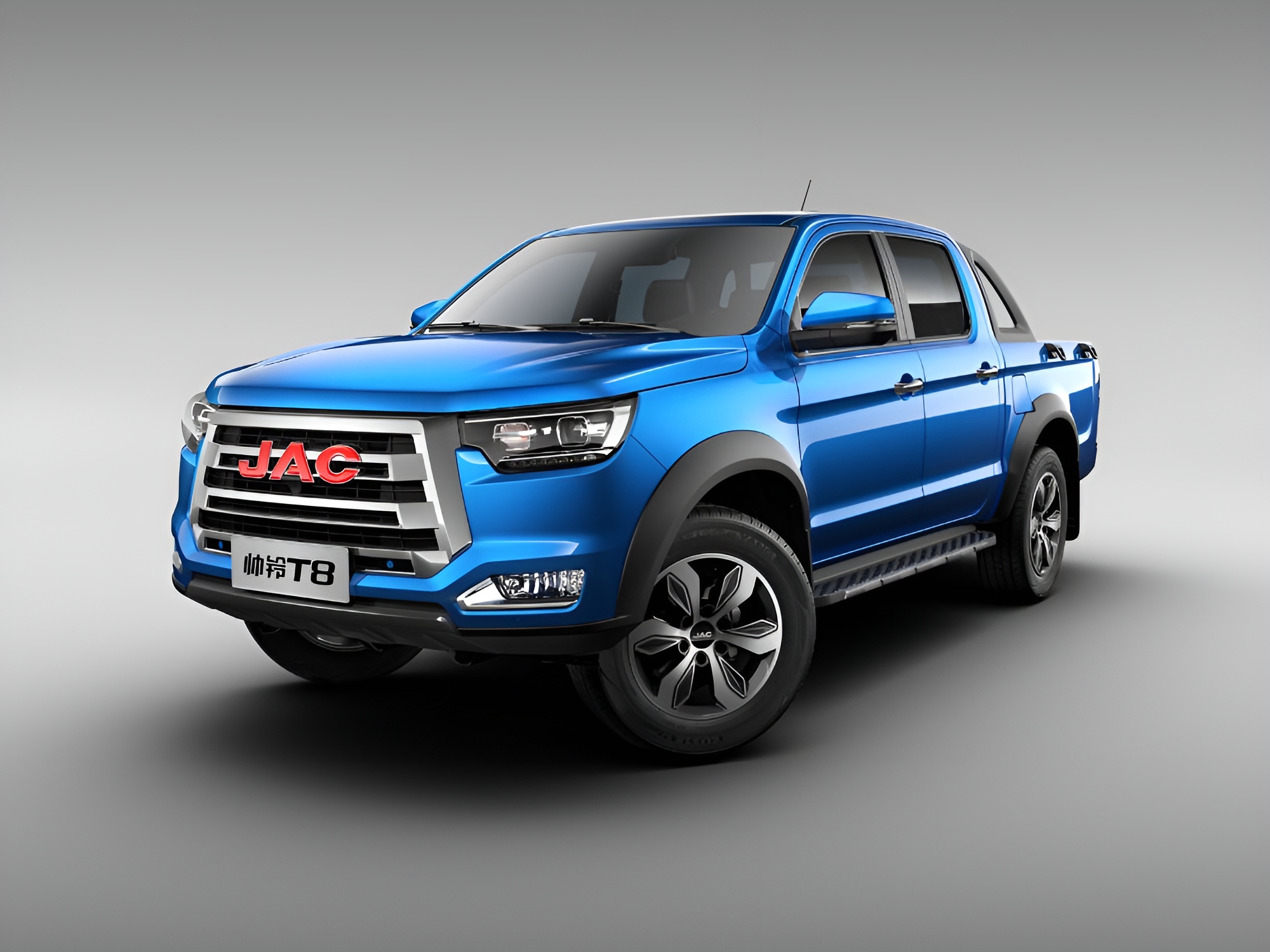 Интерьер/салон нового автомобиля JAC T8