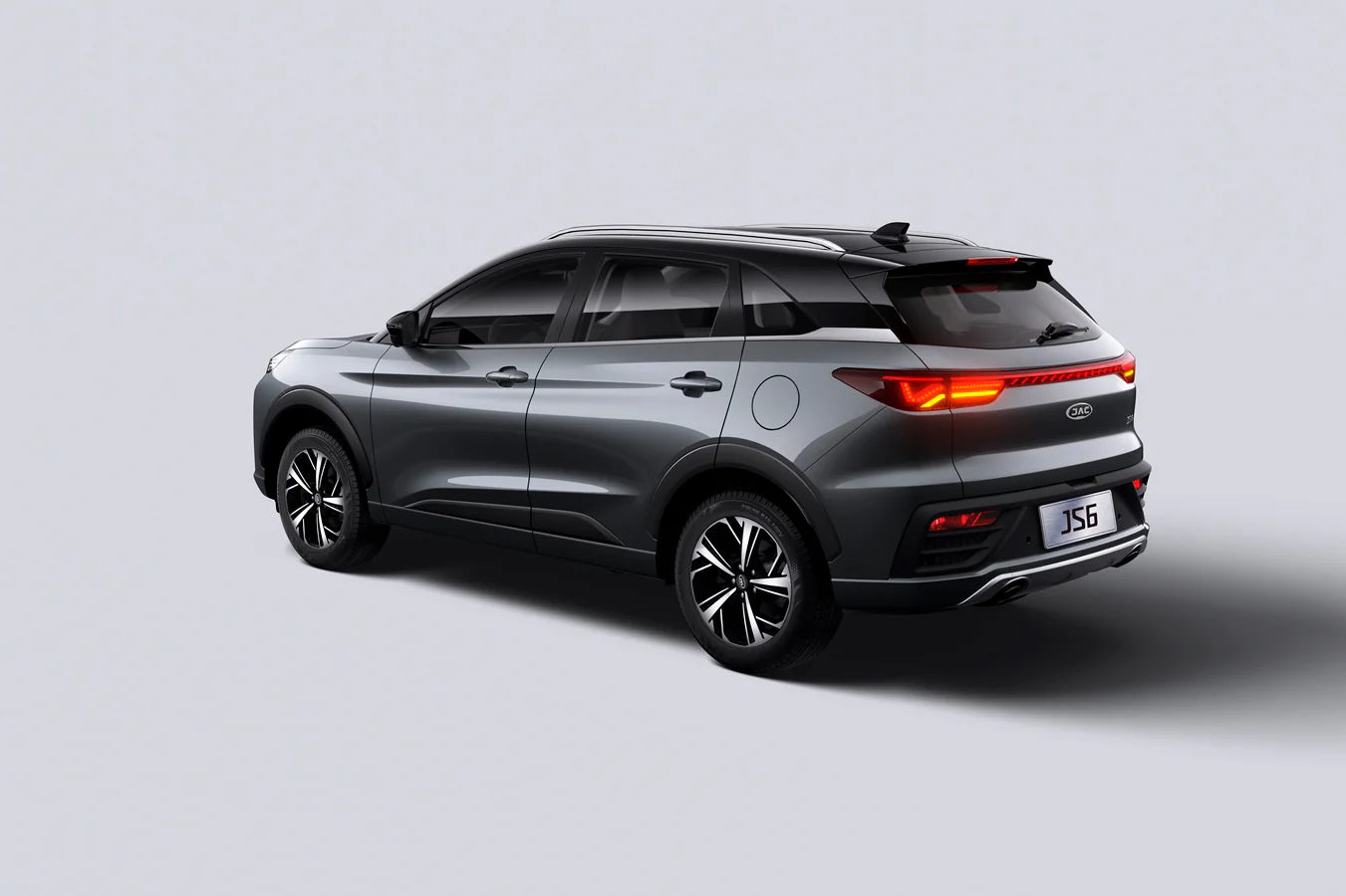 Внешний вид нового автомобиля JAC JS6