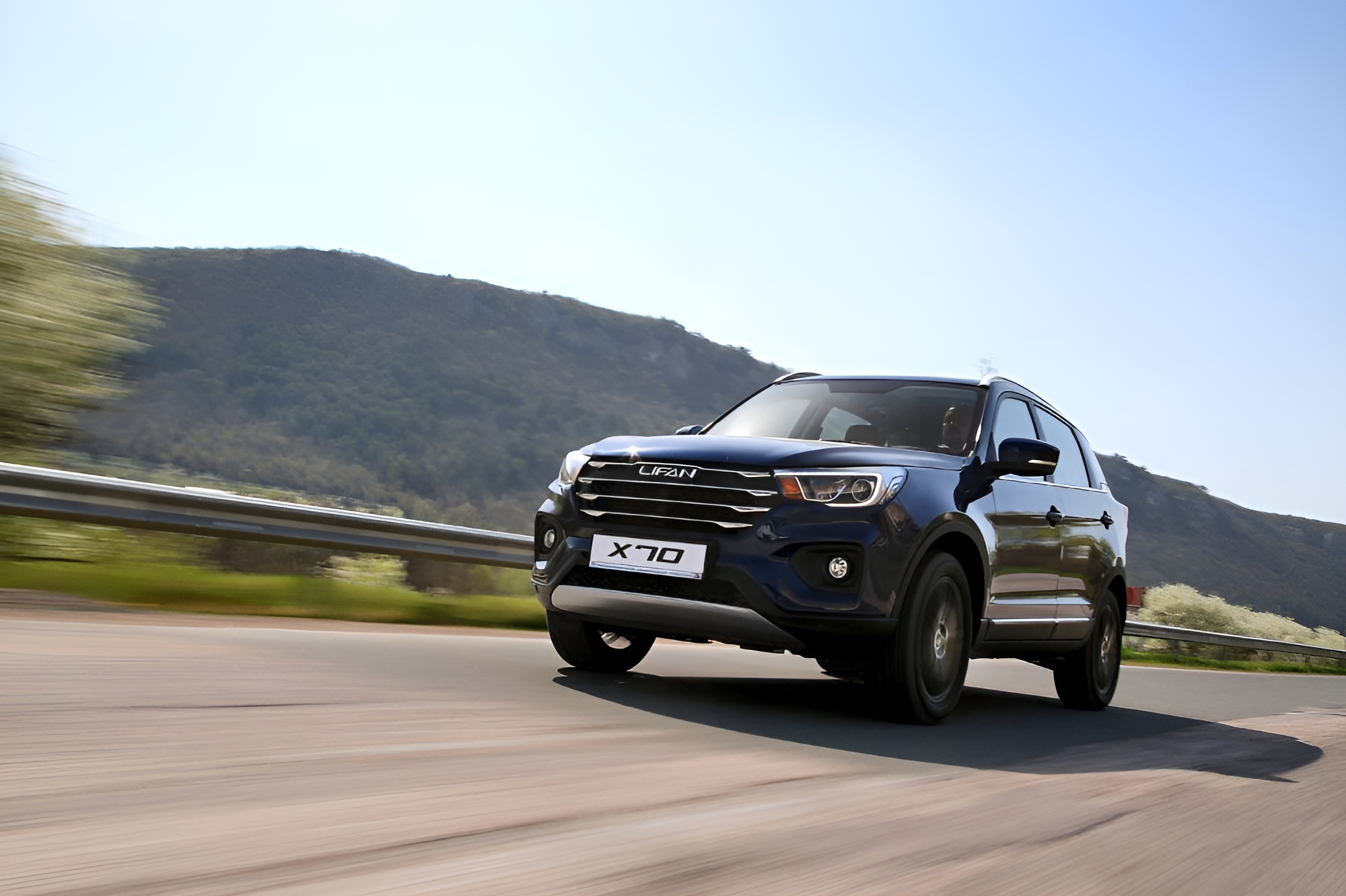 Внешний вид нового автомобиля Lifan X70
