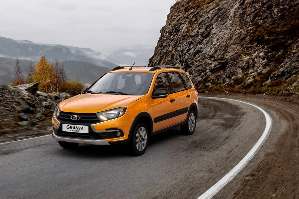 Интерьер/салон нового автомобиля LADA Granta Cross