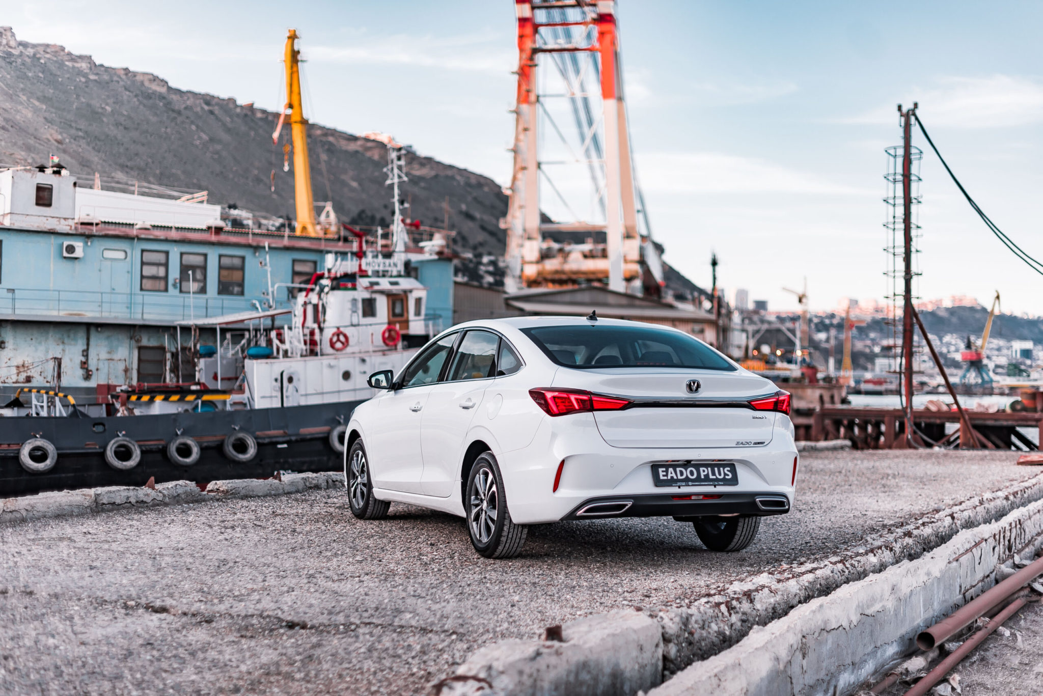 Интерьер/салон нового автомобиля Changan Eado Plus