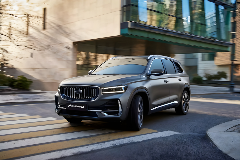 Интерьер/салон нового автомобиля Geely Monjaro