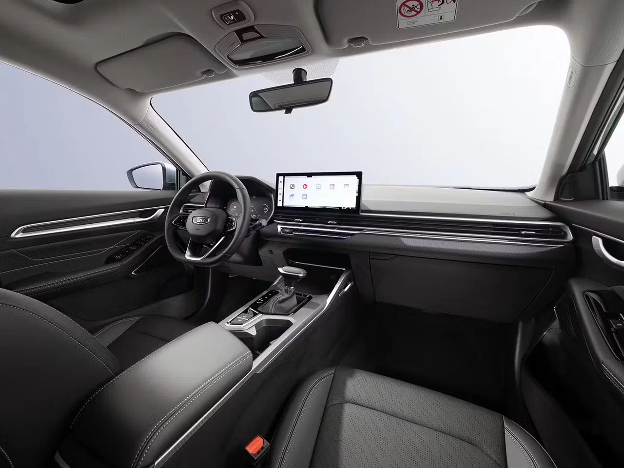 Интерьер/салон нового автомобиля Belgee S50