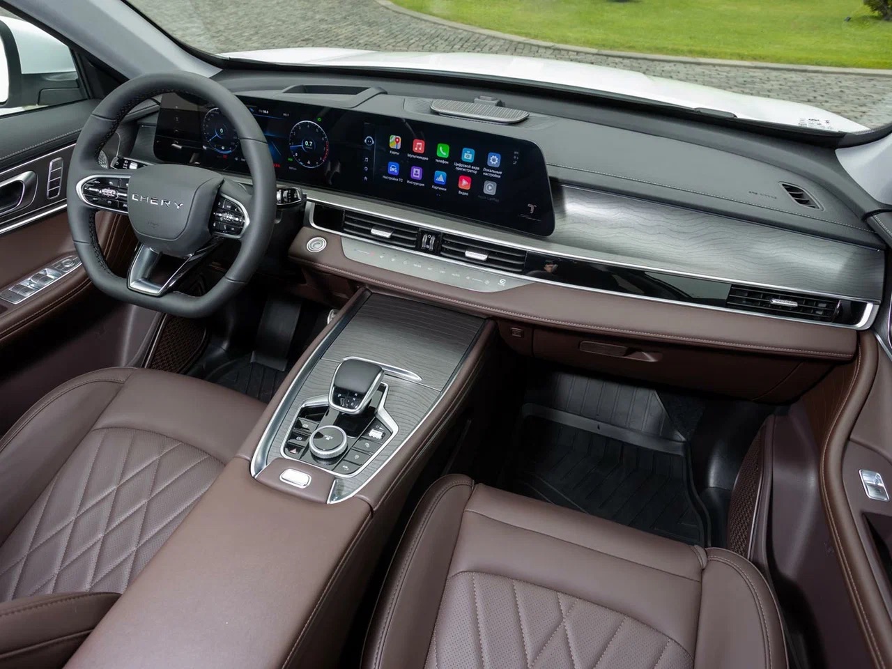 Интерьер/салон нового автомобиля Chery Tiggo 8 Pro Max