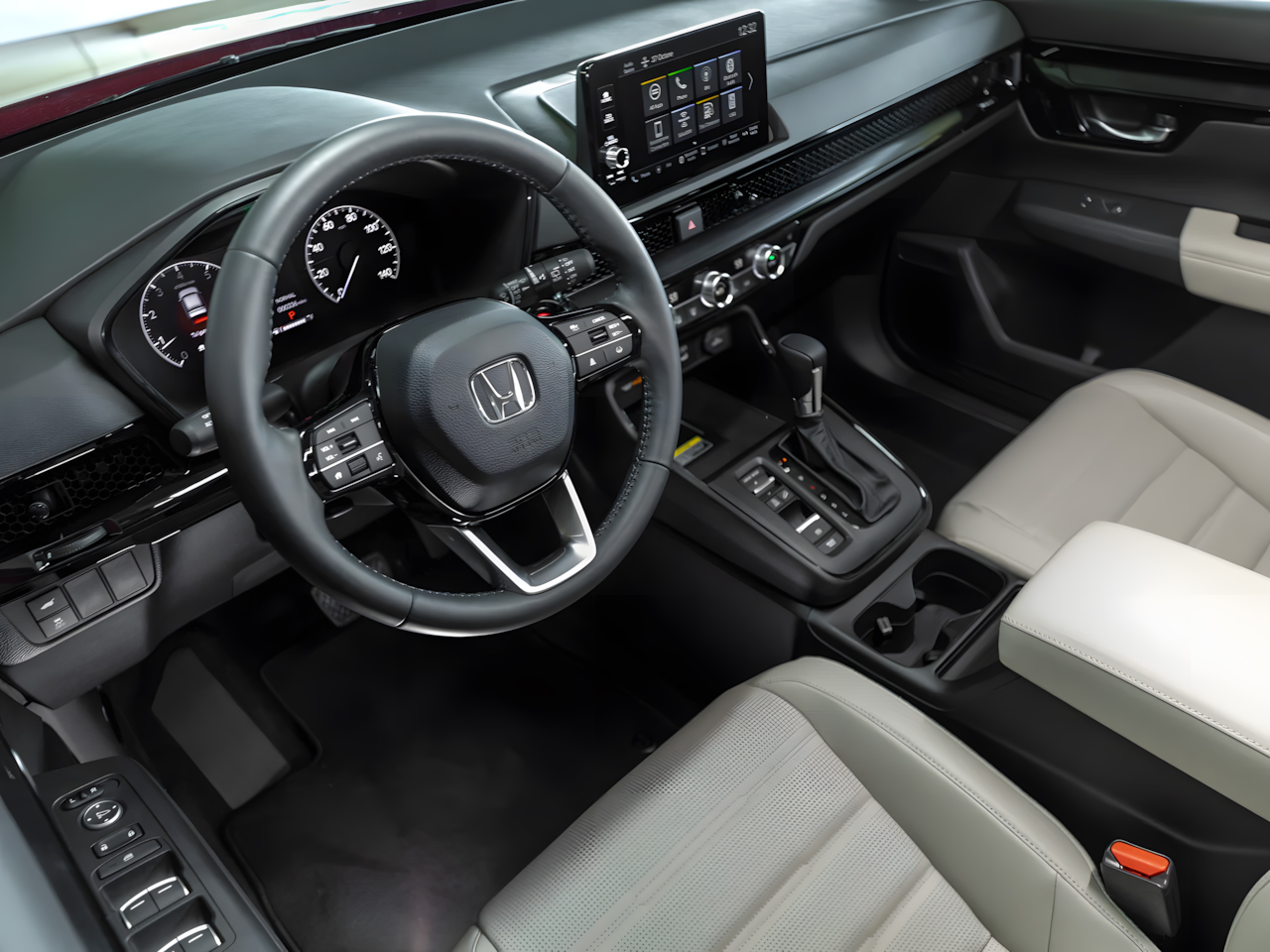 Интерьер/салон нового автомобиля Honda CR-V