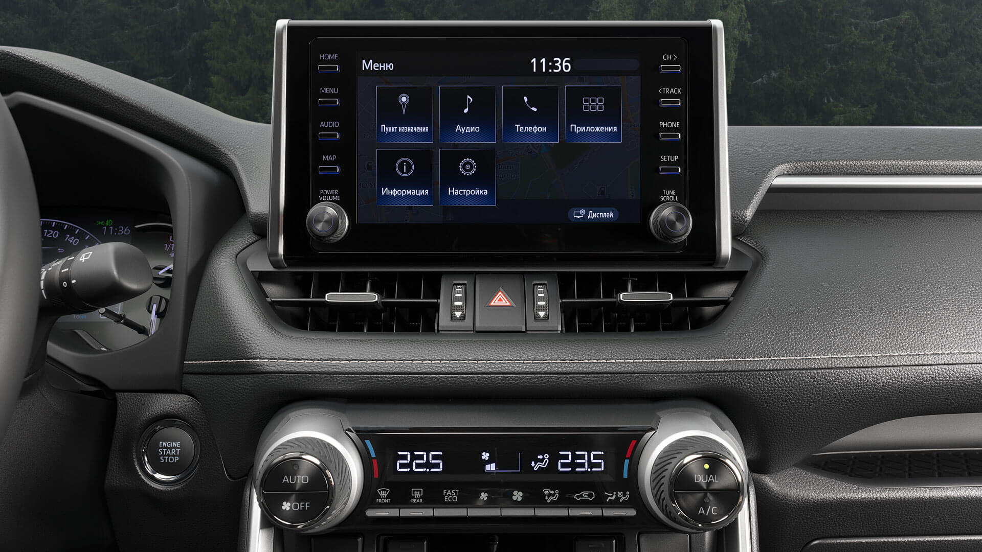 Интерьер/салон нового автомобиля Toyota Rav4