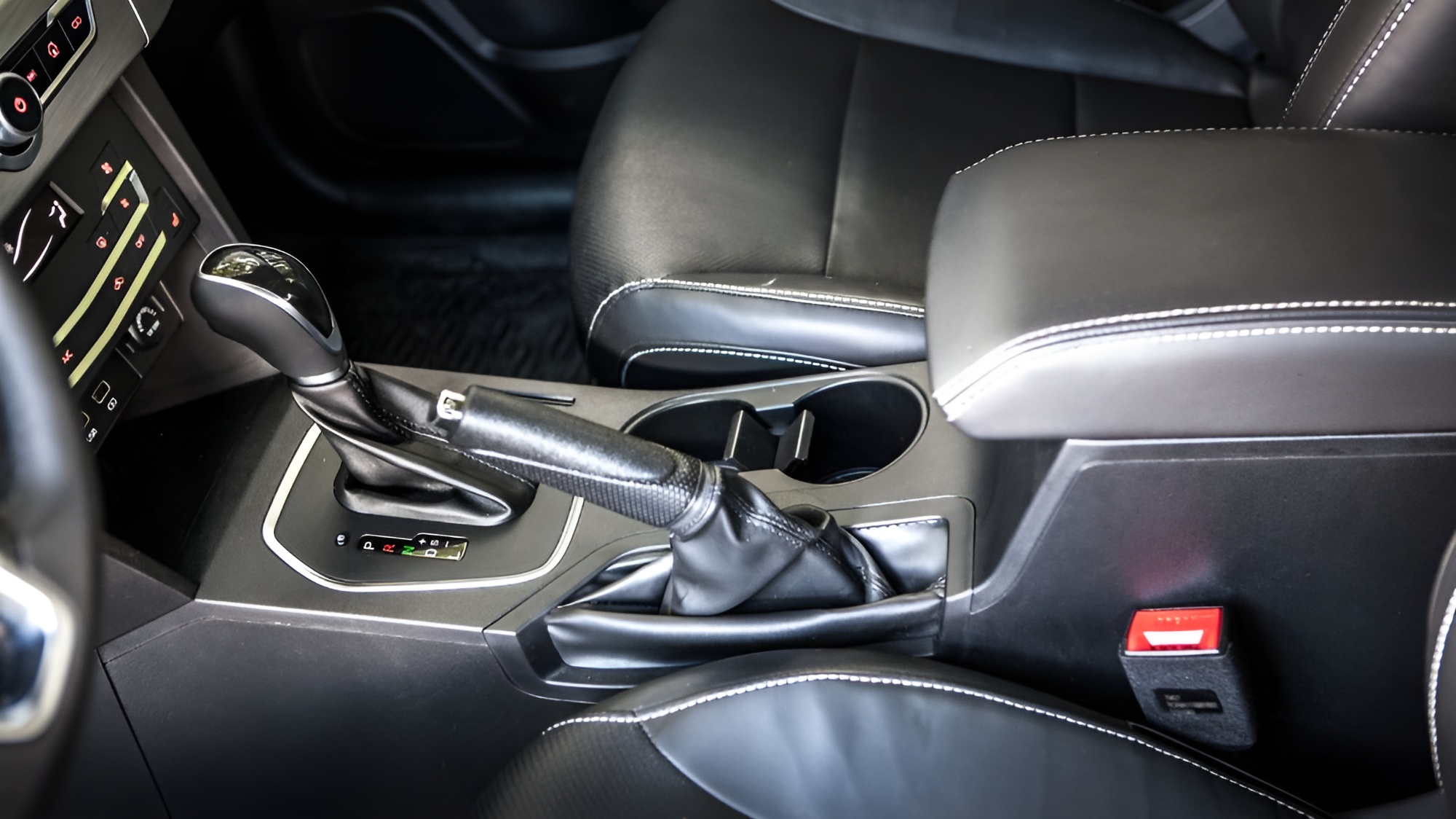 Интерьер/салон нового автомобиля Lifan X70