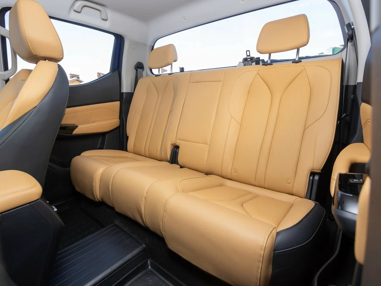 Интерьер/салон нового автомобиля Changan Hunter Plus