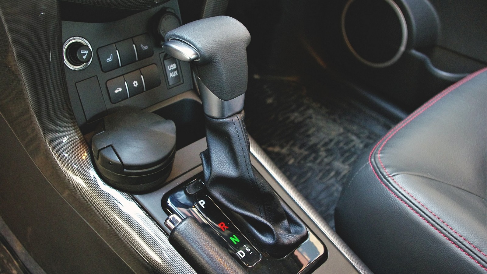 Интерьер/салон нового автомобиля Lifan X60