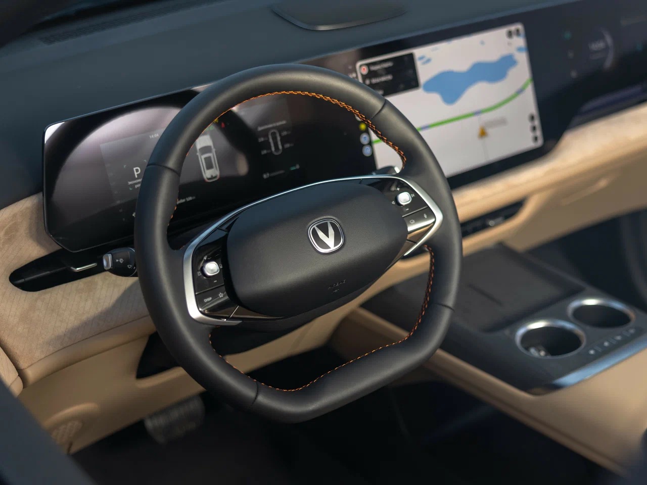 Интерьер/салон нового автомобиля Changan CS75 Plus