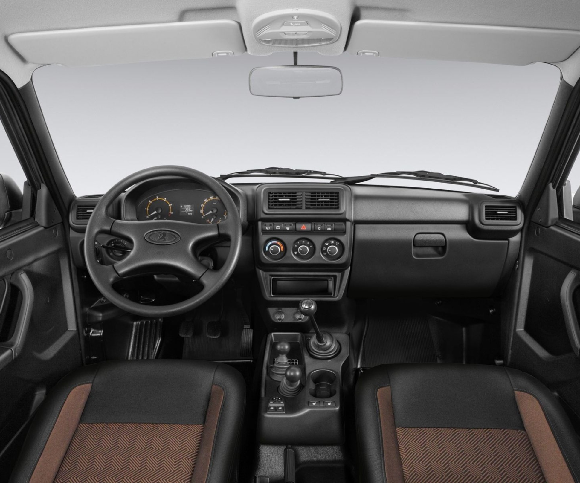 Интерьер/салон нового автомобиля LADA Bronto