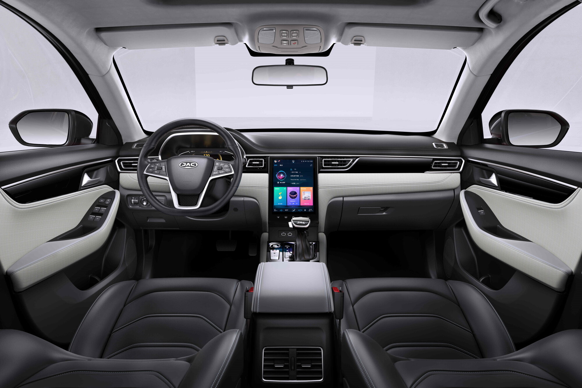 Интерьер/салон нового автомобиля JAC J7