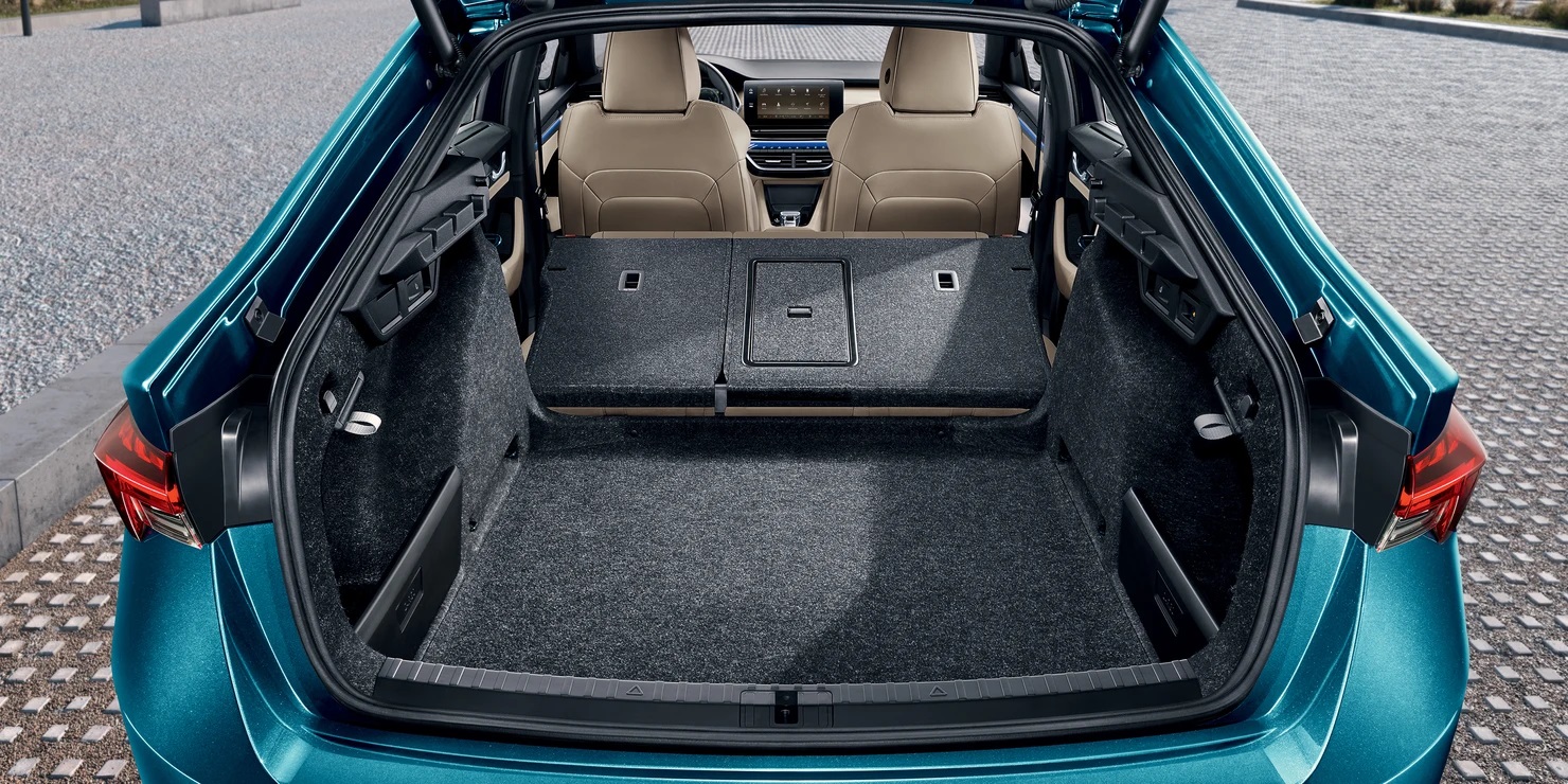 Интерьер/салон нового автомобиля Skoda Octavia