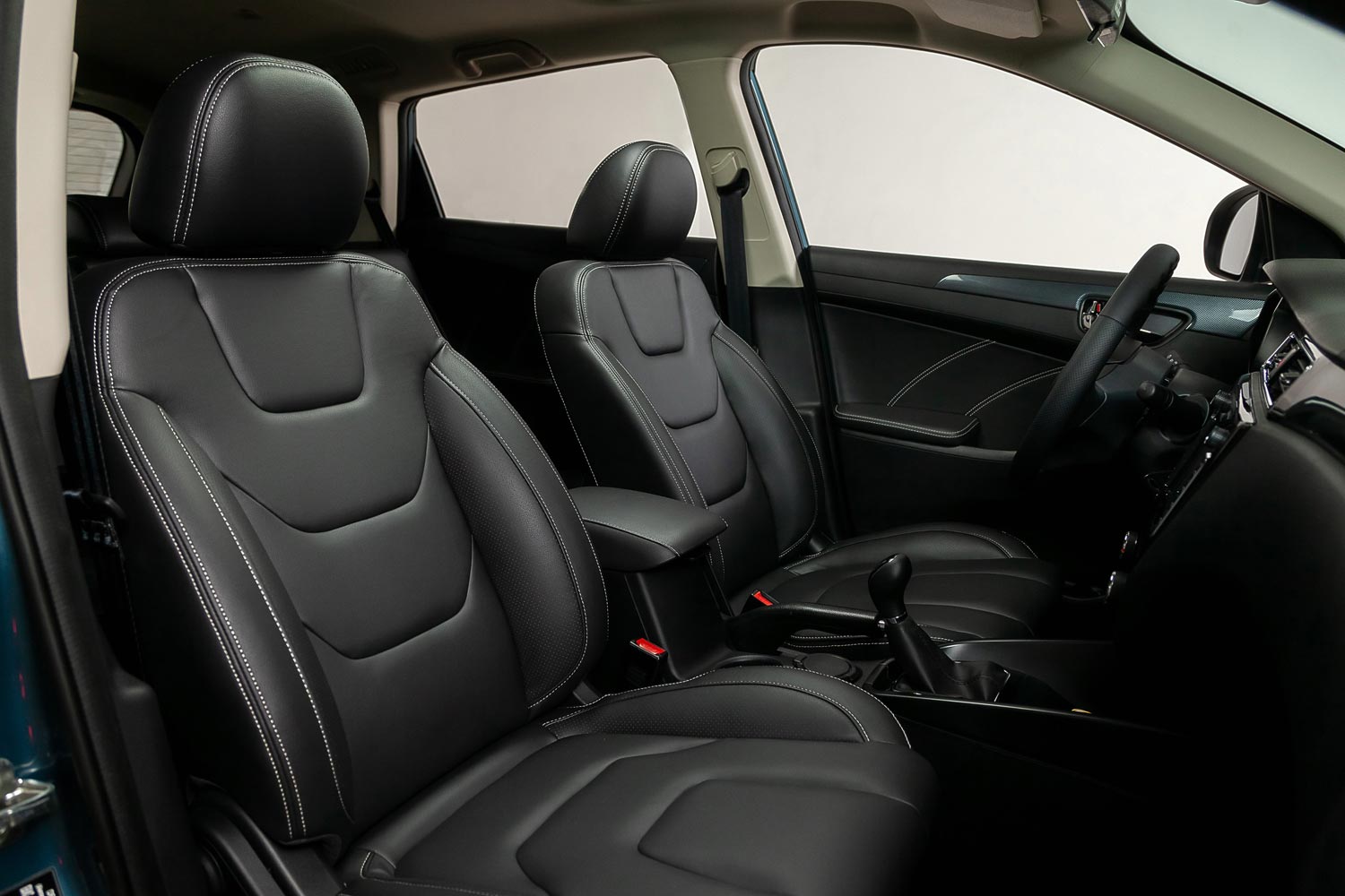 Интерьер/салон нового автомобиля DongFeng 580