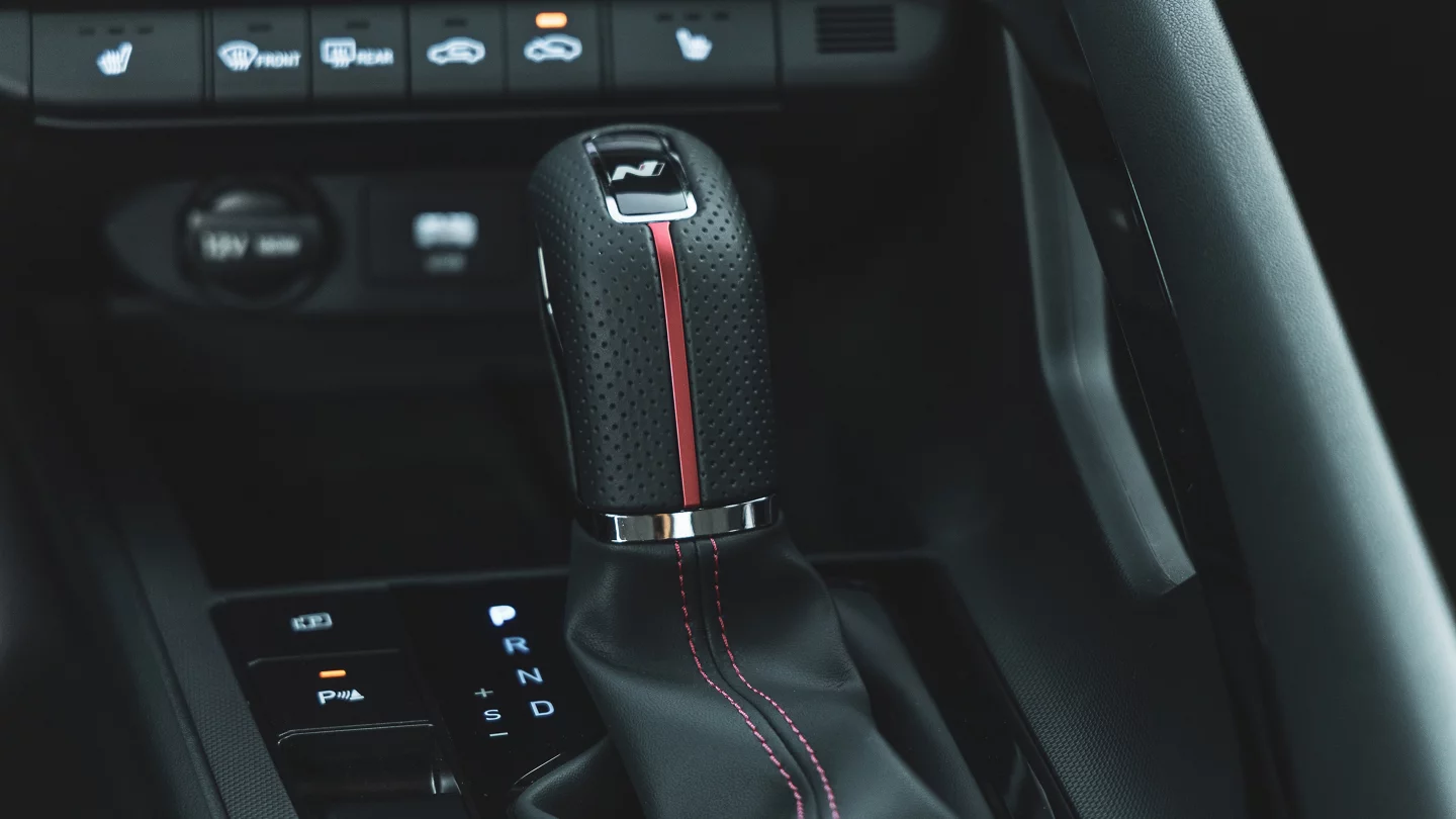 Интерьер/салон нового автомобиля Hyundai Elantra NEW